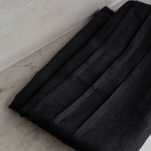 ręcznik lniany z plisami / carbon
