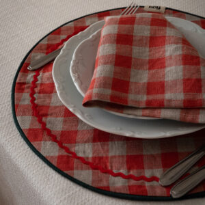 Podkładka na stół z lnu w czerwoną kratę / #3